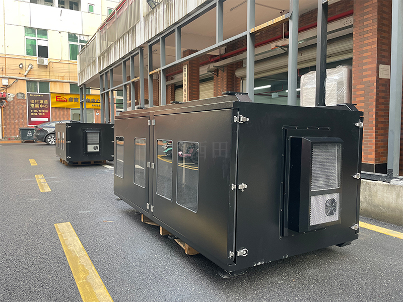 青年湖公园墙体投影项目：8台光峰AL-TU33K4机位投影机基站演绎城市光影地标，侧立安装一柜四机破局空间限制